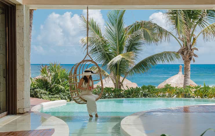 Ana y Jose pergola walkway, tropical vegetation, garden path, boutique hotel, Hip Hotel Tulum
