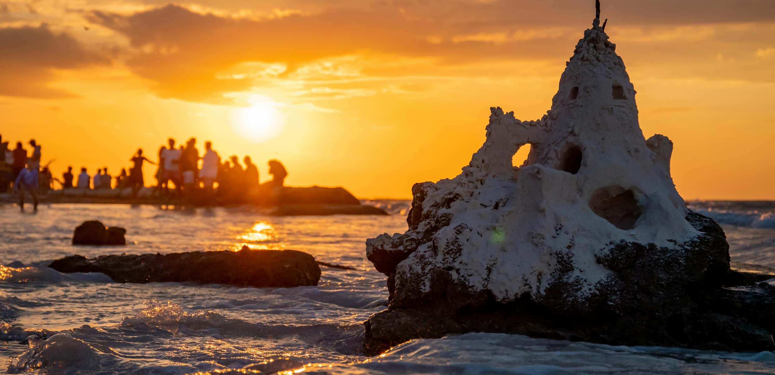 Atardecer en Holbox frente al mar — HIP Hotel Holbox